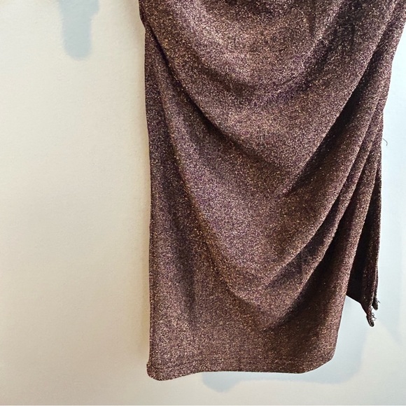 NWT Bishop & Young Rose Gold Metallic One Sleeve Bodycon Dress Size M - Picture 8 of 10